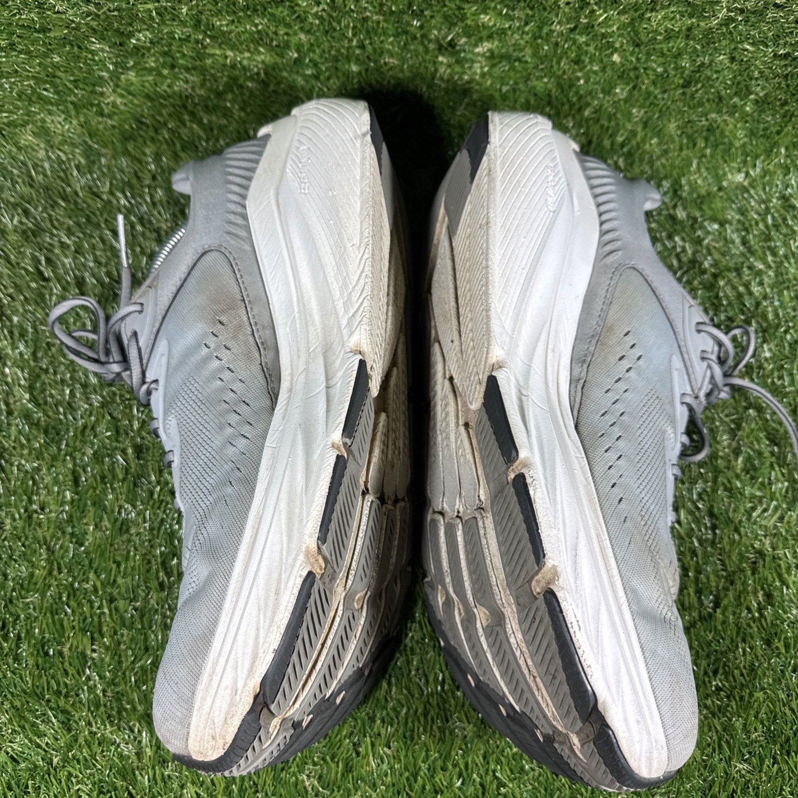 Altra Mens Via Olympus 2 AL0A85NA220 Gray Running Shoes Sneakers Size 11
