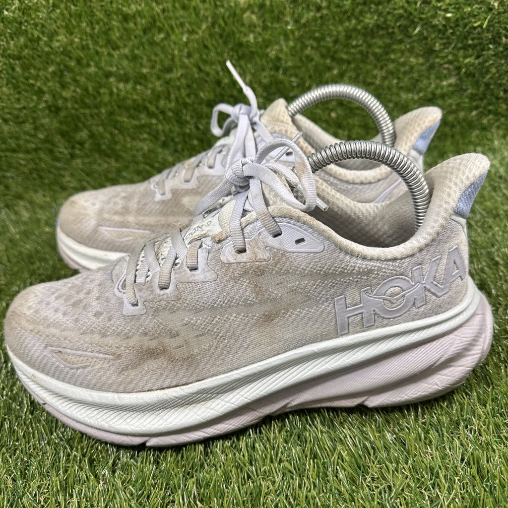 Hoka One One Clifton 9 1127896-EHR Sneaker Women's Size 8B Lilac Running Shoes