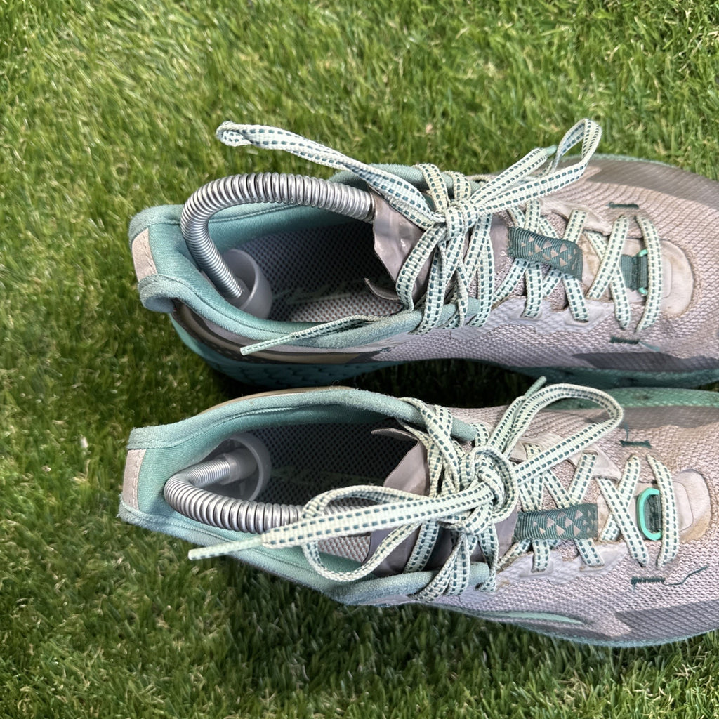 Altra Timp 4 Women's Size 7.5 Trail Running Shoes Gray Foot Shape