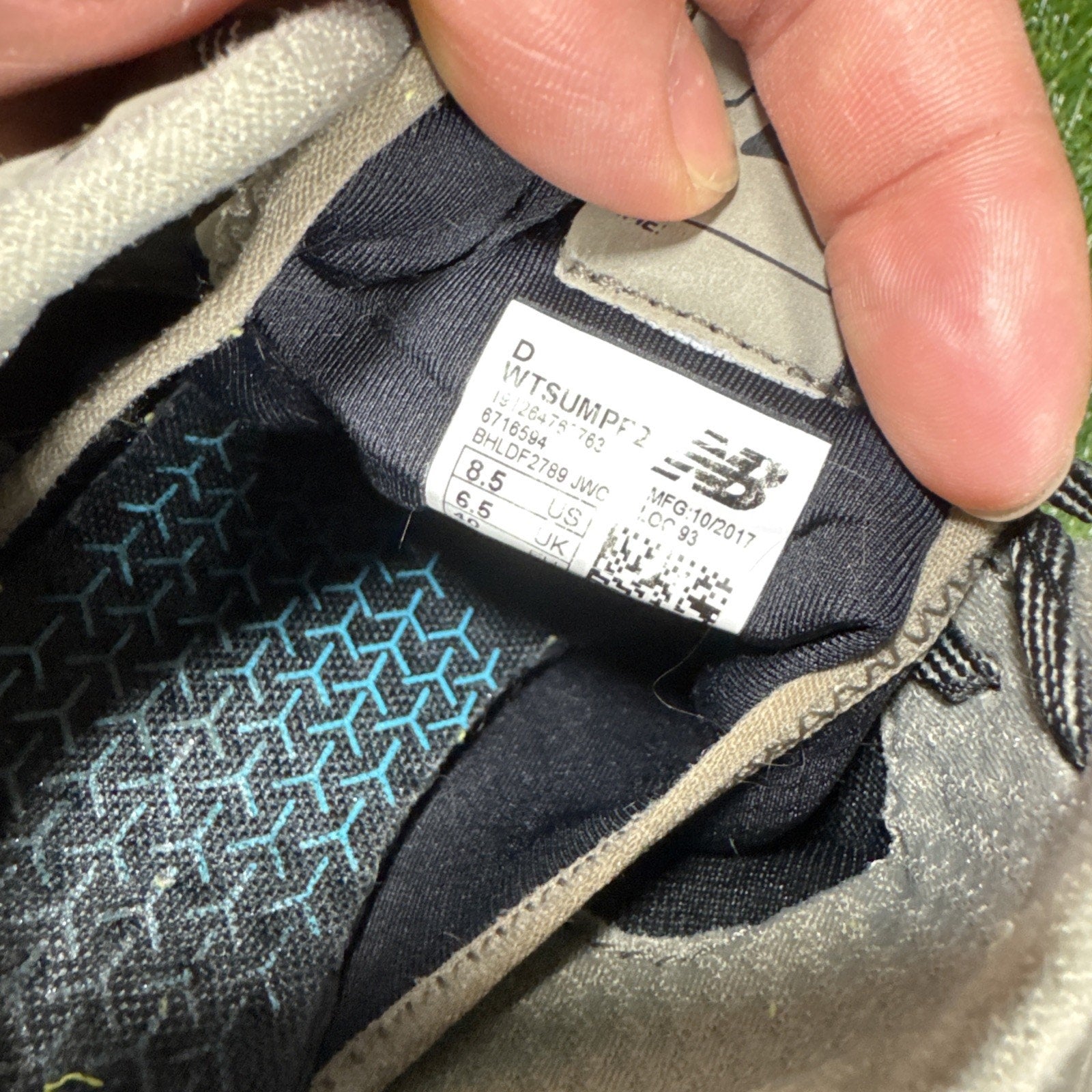 NewBalance VAZEE SUMMIT V2 Women's size 8.5DTrail Running Athletic Grip