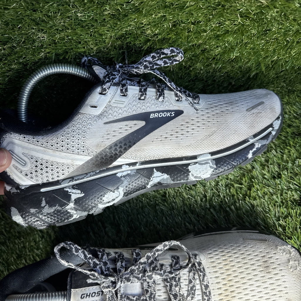 Brooks Ghost 14 Womens Size 9.5 White Black Camo Athletic Running Shoes Sneaker