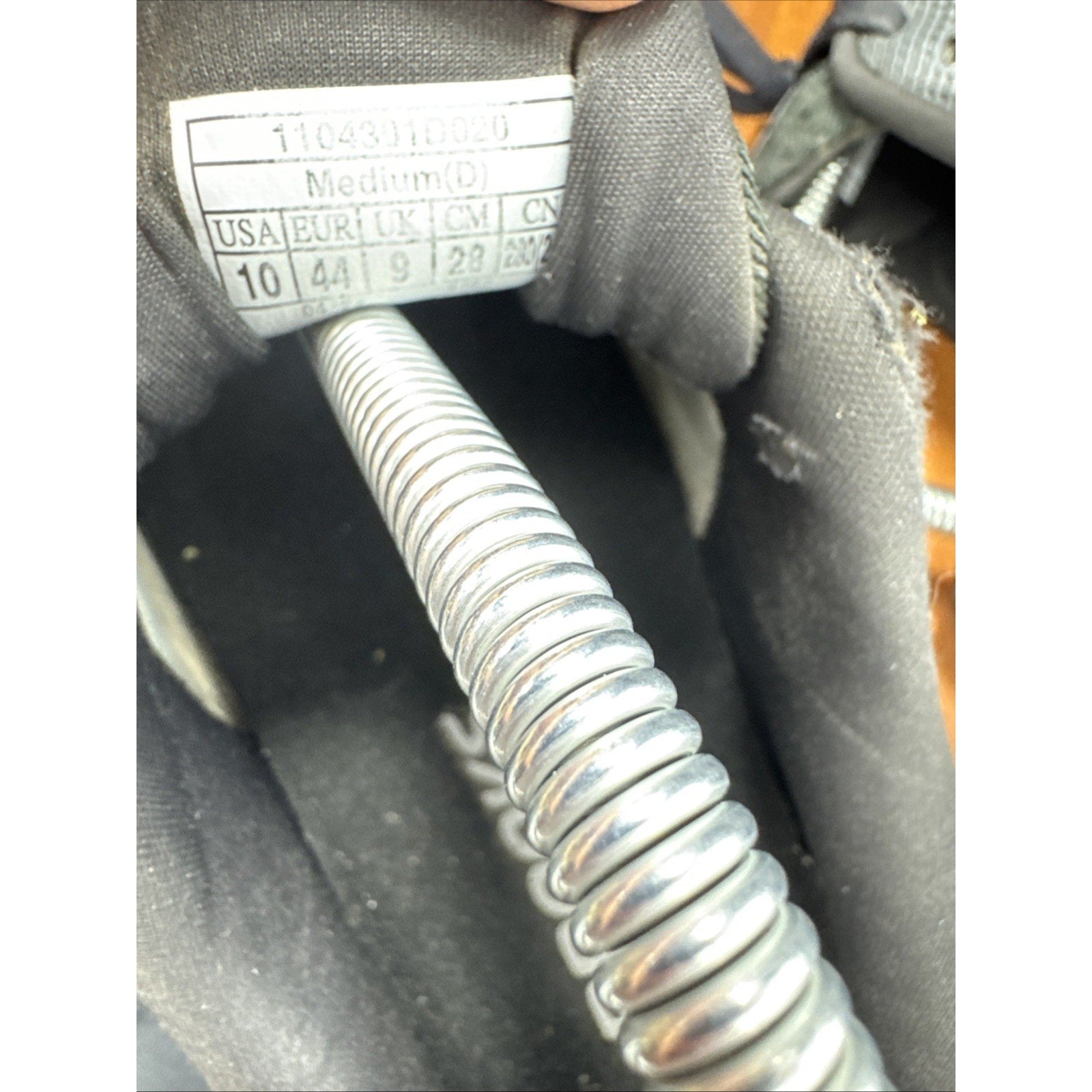 Size 10 - Brooks Ghost 16 GORE-TEX Black Ebony Running Shoes Good Condition