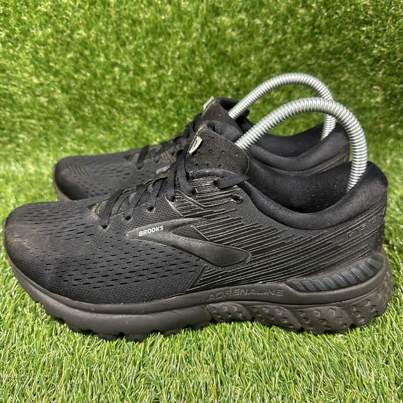 Brooks Adrenaline GTS 19 Women's Size 9.5 B Running Shoes Black