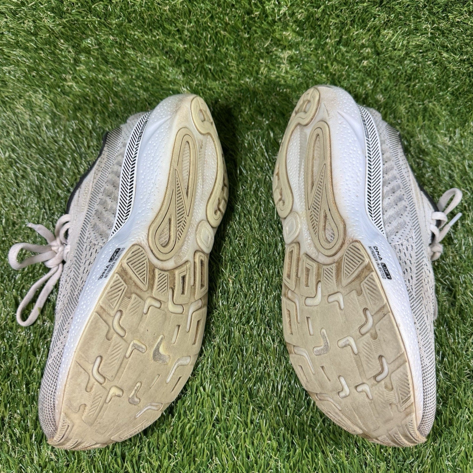 Brooks Adrenaline GTS 24 Running 1204261B126 Shoes Sneakers Womens Size 7.5