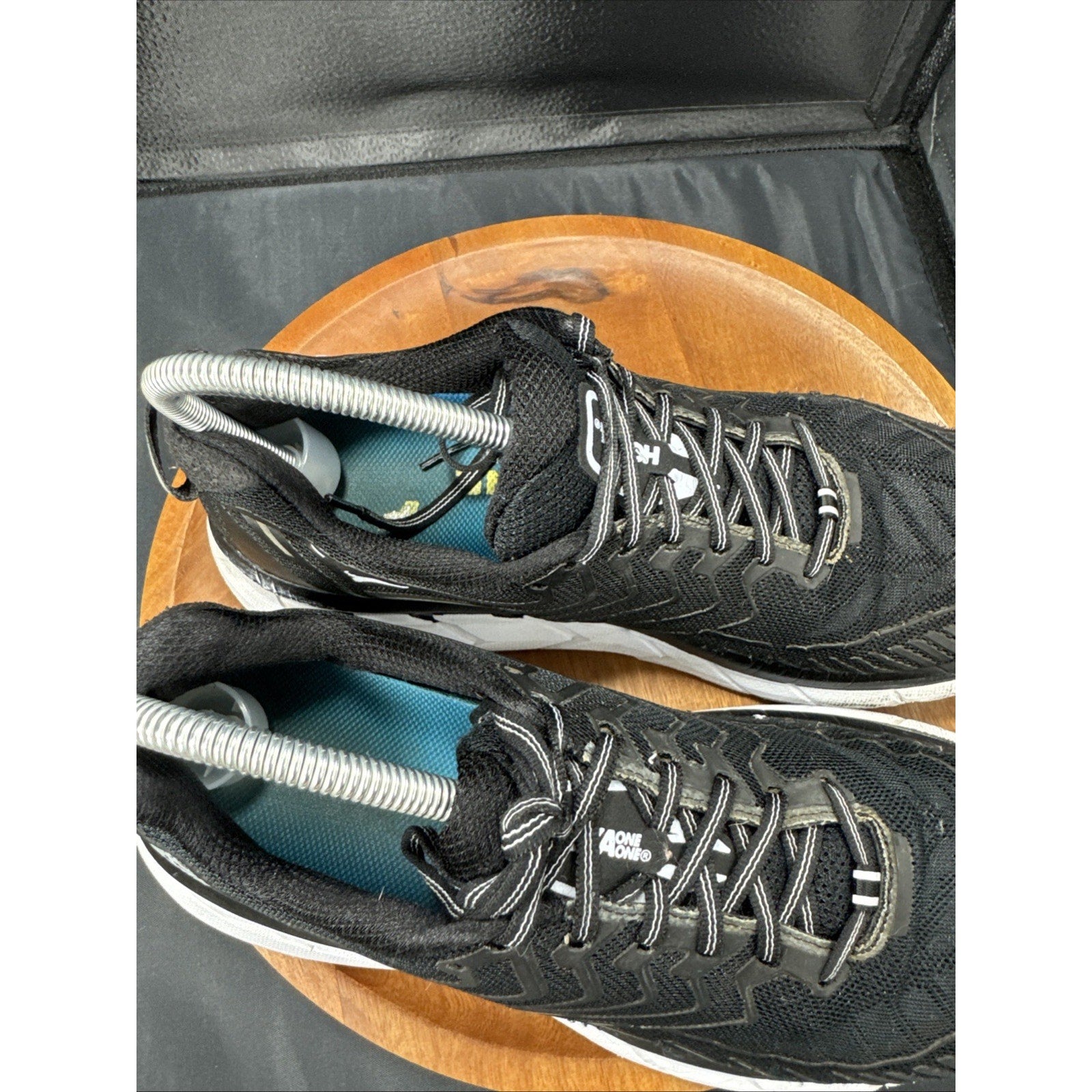 Hoka One One Clifton 4 Women’s Sz 11 Running Shoes Sneakers 1123201 BWH