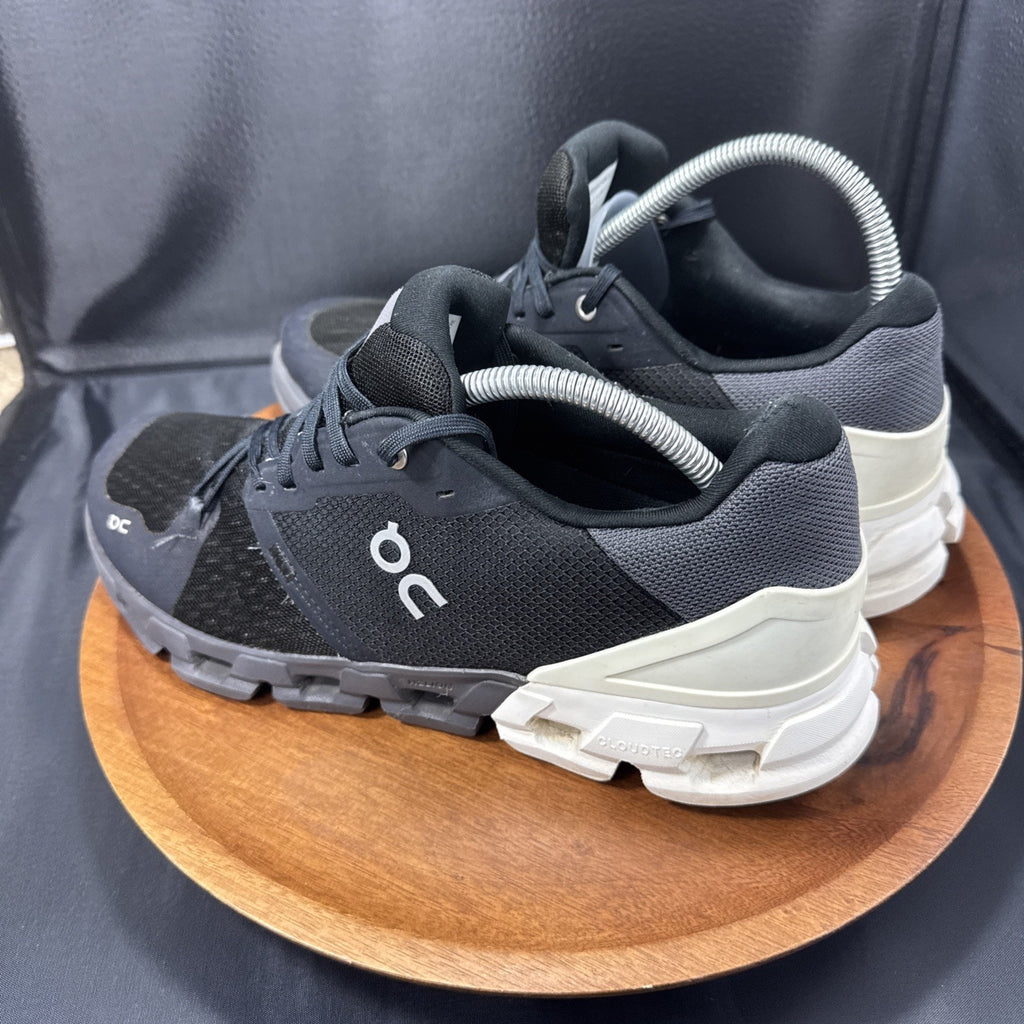 On Cloudflyer 4 Running Shoes Womens Size 10.5 Black White Sneaker 71.9867