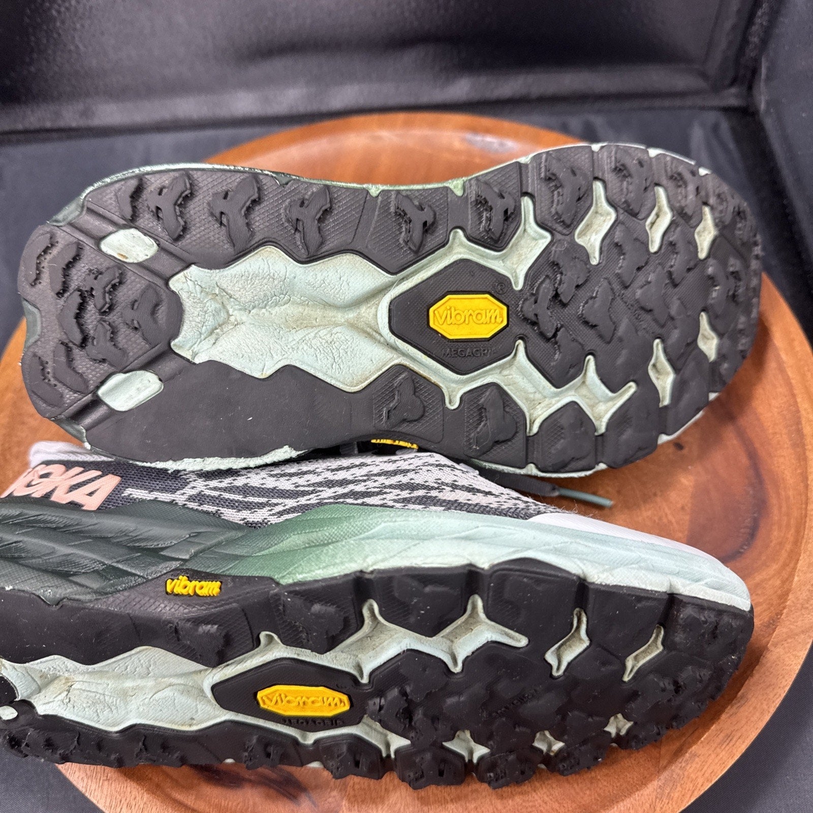 Hoka One One Womens Speedgoat 5 1123158 HMSP Gray Running Shoes Sneakers Size 6B