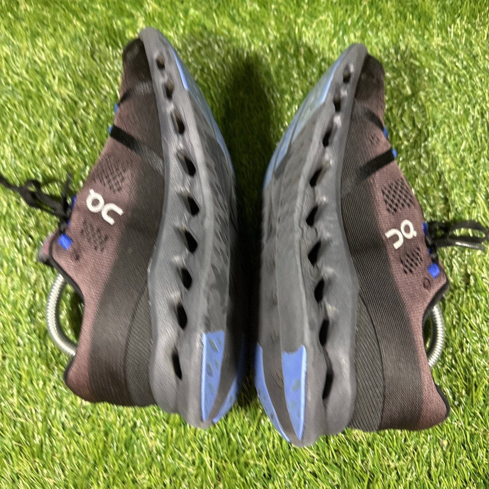 On Cloudsurfer 3WD10441509 Black Cobalt Running Shoes Sneakers Women's Size 7.5