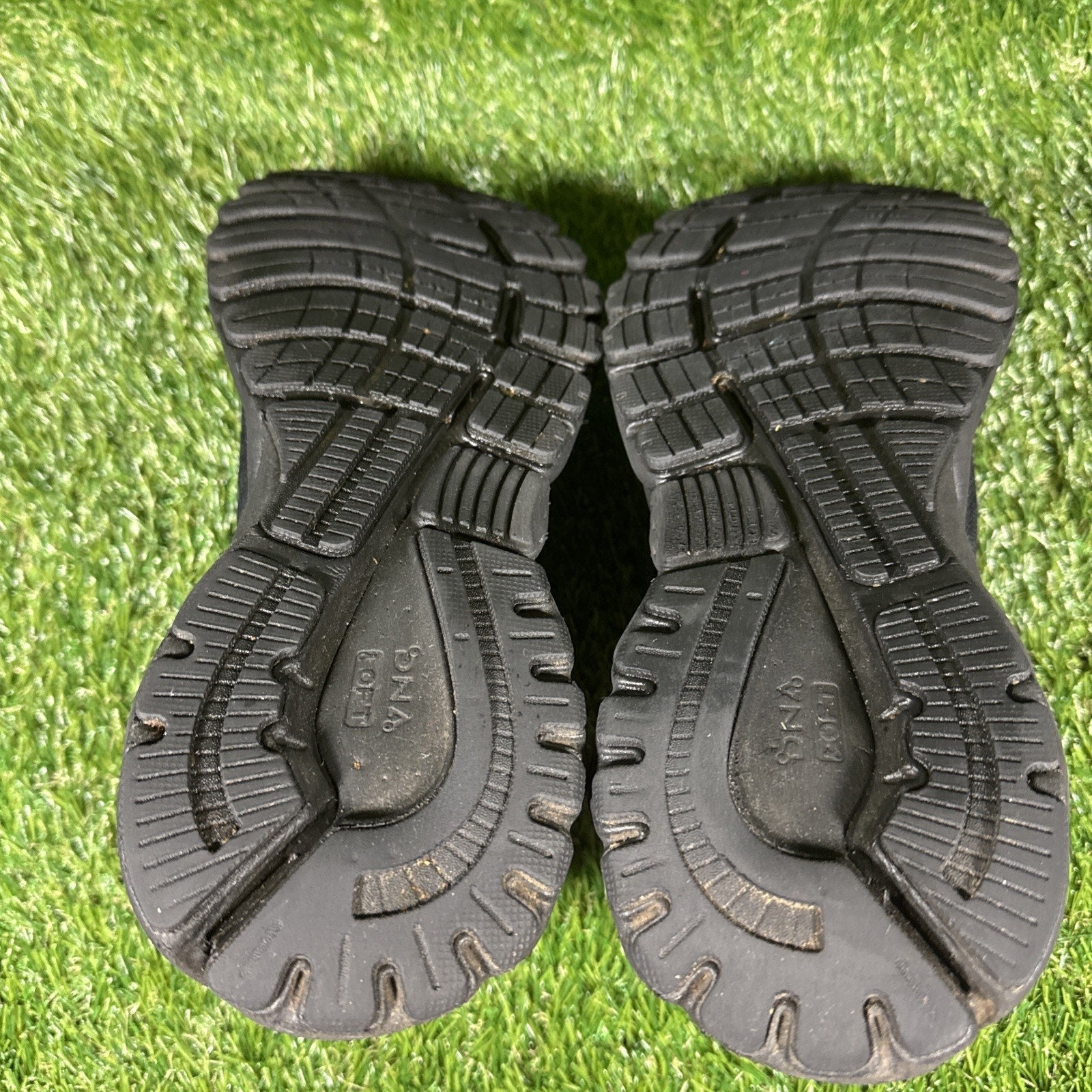 Brooks Adrenaline GTS 19 Women's Size 9.5 B Running Shoes Black