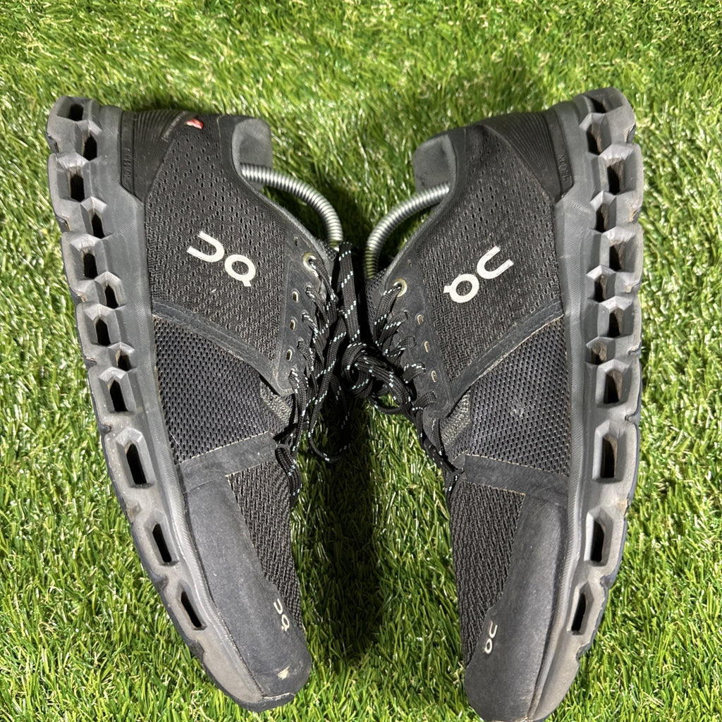 Men's Size 8.5 - ON Cloud Running Shoes Cloudstratus Black Shadow Training