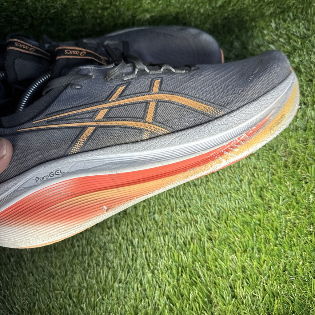 ASICS Gel-Nimbus 27 Mens size 10 Running Shoes Grey PureGEL Sneakers 1011B958