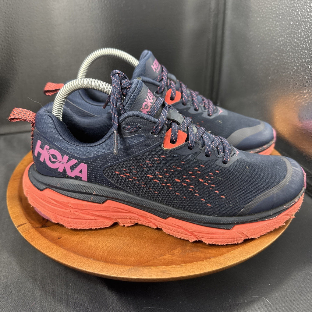 Hoka One One Challenger ATR 6 Wide Shoes Womens Size 8.5D Blue Red Trail Running