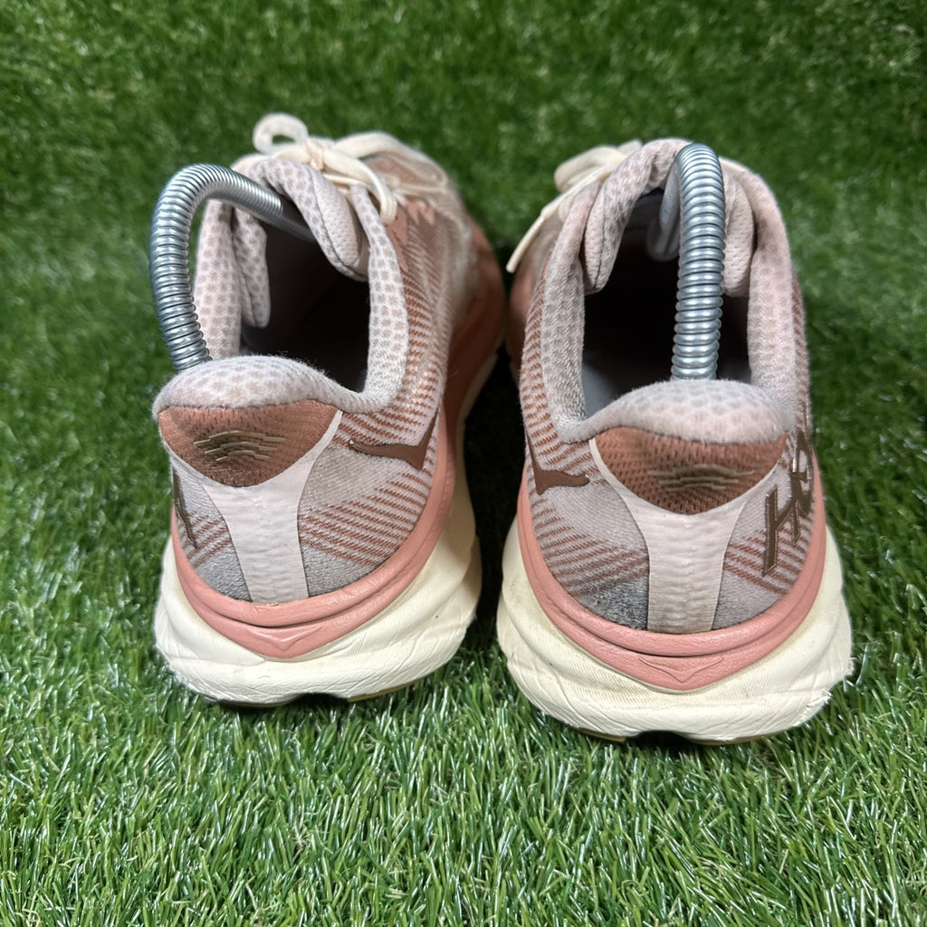 Hoka One One Clifton 9 Sandstone Pink Women's Running Shoes Size 9B 1127896SNC