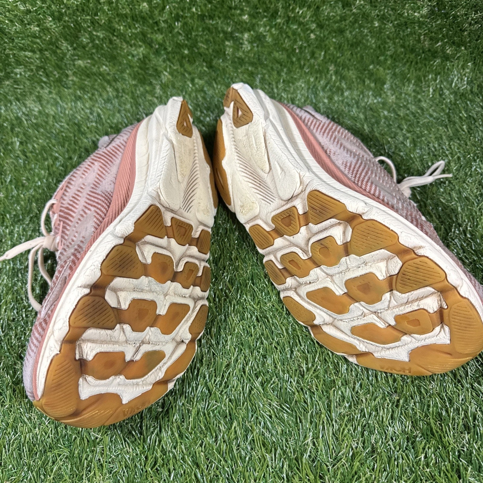 Hoka One One Clifton 9 Sandstone Pink Women's Running Shoes Size 9B 1127896SNC