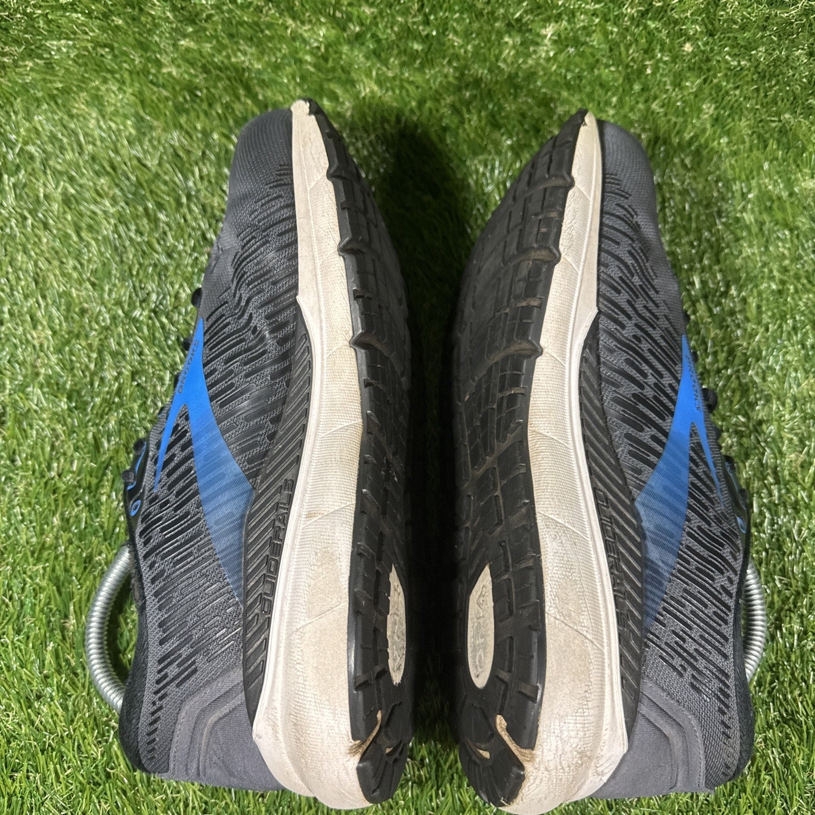 Brooks Addiction GTS 15 Shoes Mens 9 Extra Wide (4E) Black 1103654E077 Running