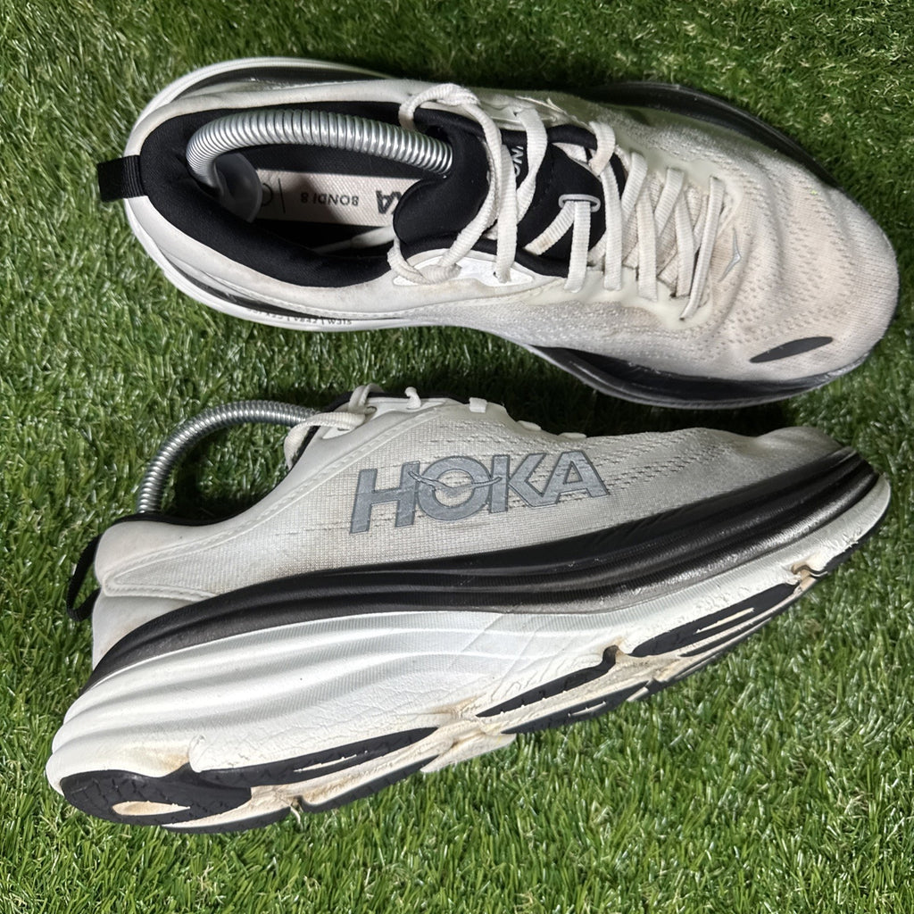 Hoka Bondi 8 Men’s Size 9.5 White Black Gray Running athletic Gym Shoes Trainer