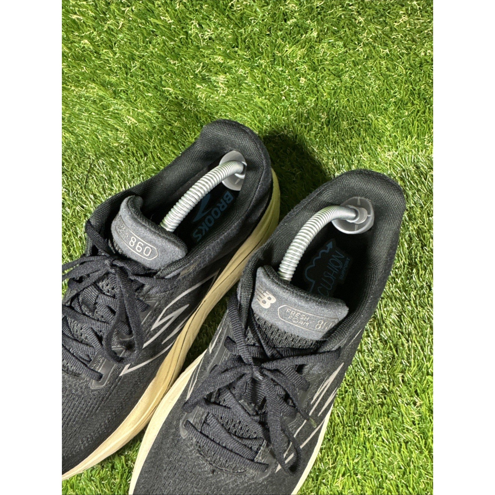 New Balance FF X 860 V14 Men’s Size 10.5 D Med M860K14 black/white Running Shoes