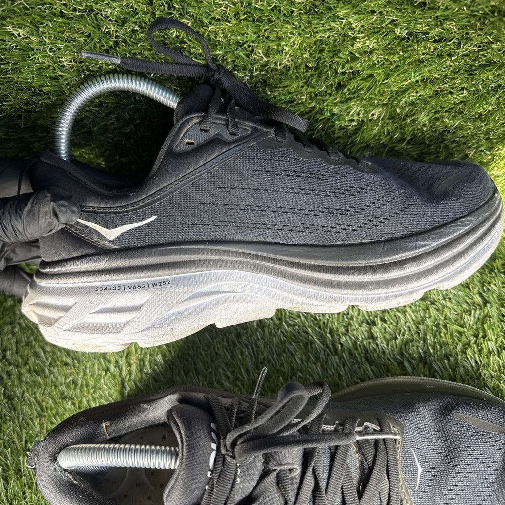 Hoka Bondi 8 1127954-BWHT Sneakers Womens 8.5D Black Athletic Road Running Shoes