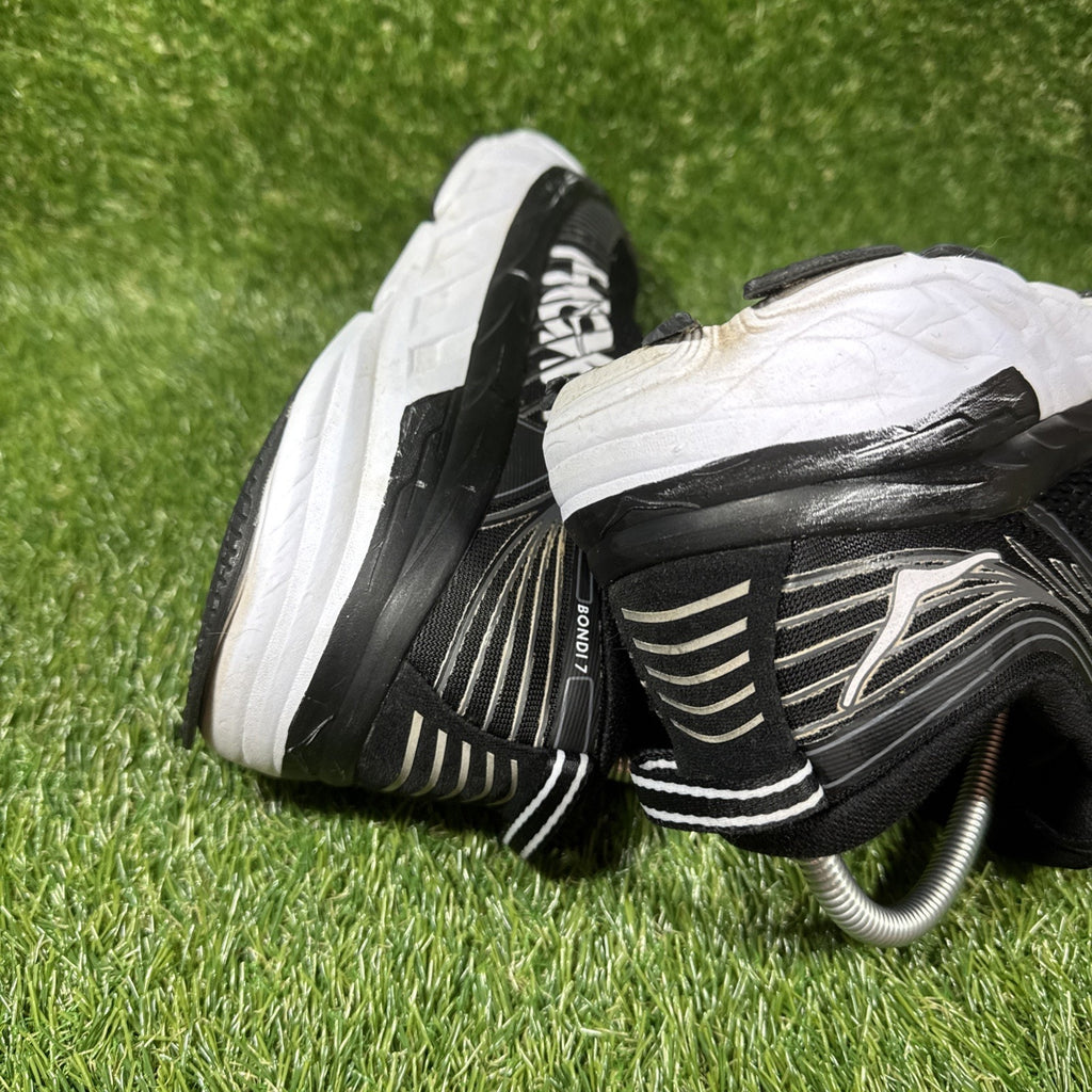 Hoka One One Bondi 7 Black Running Shoes Sneakers 10.5 Women 1110519 BWHT